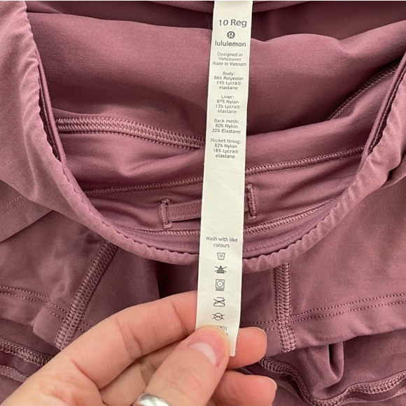 Lululemon play off the pleats skirt 13” dusty pink - Picture 7 of 8